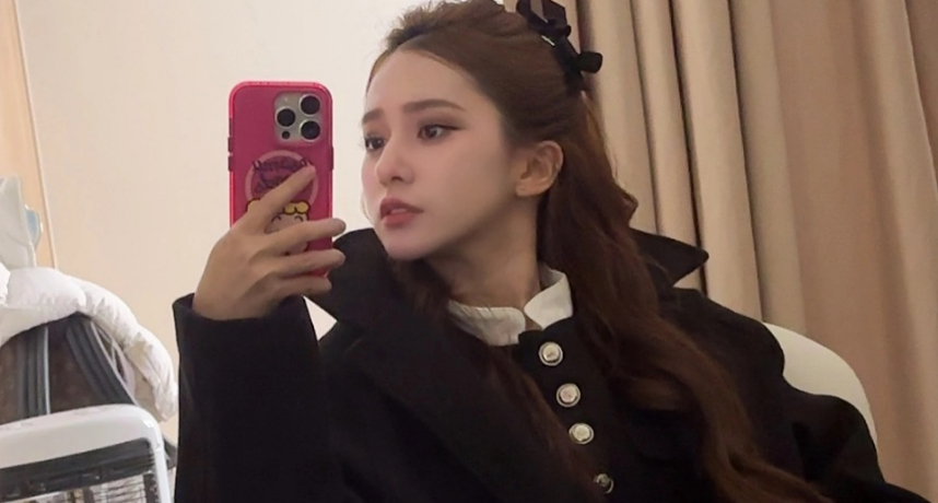 YouTuber黑男辣妻突掛急診！大量出血嚇壞醫生　Lucy安慰粉絲：精神很好